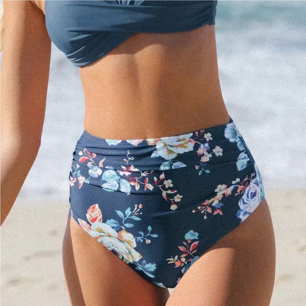 Cupshe Floral High Waist Bikini Bottom blue all over NWT